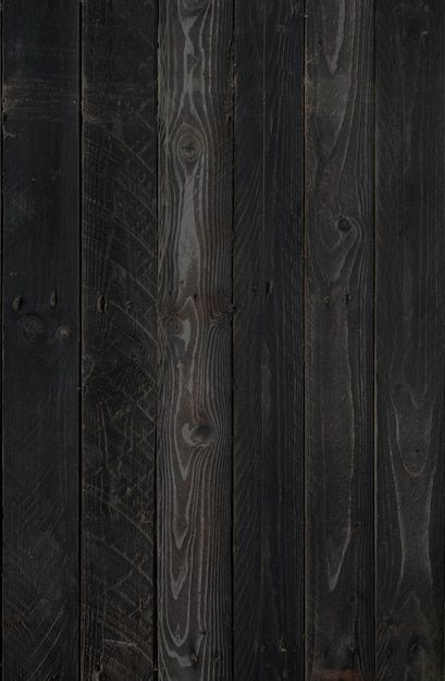 Bordo di legno grezzo nero