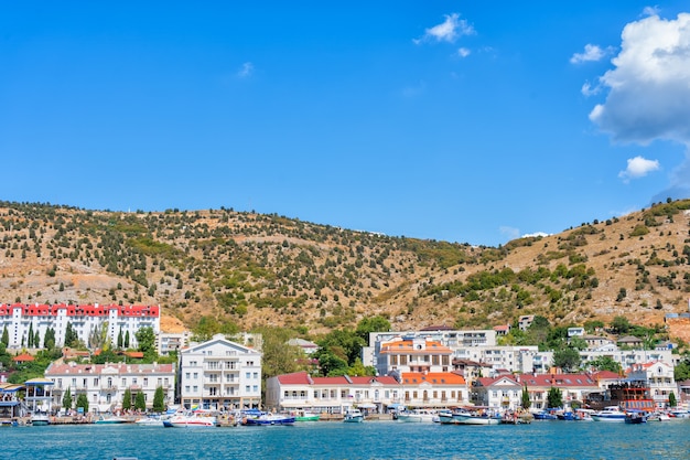 Località di soggiorno del mar nero crimea, russia calda estate