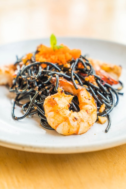 black spaghetti with shrimp