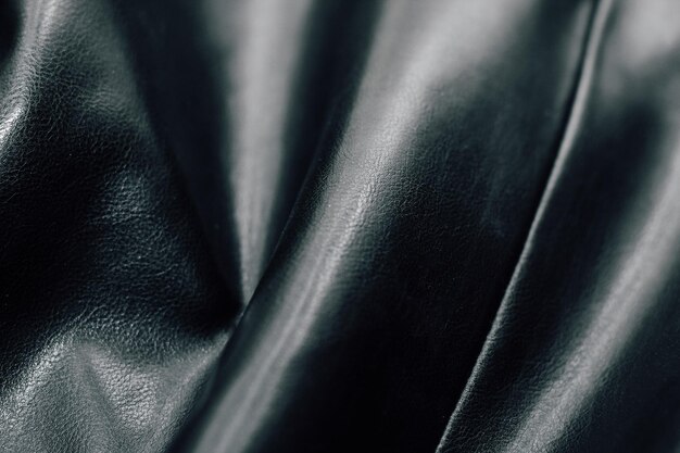 Черная текстурная эко мягкая кожаная модная куртка