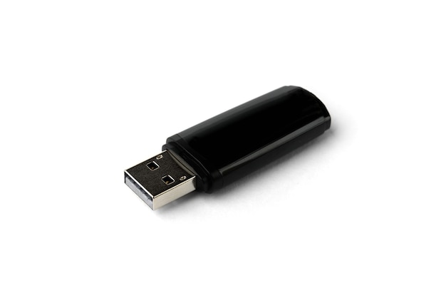 Черная вспышка USB изолированная на белой предпосылке.