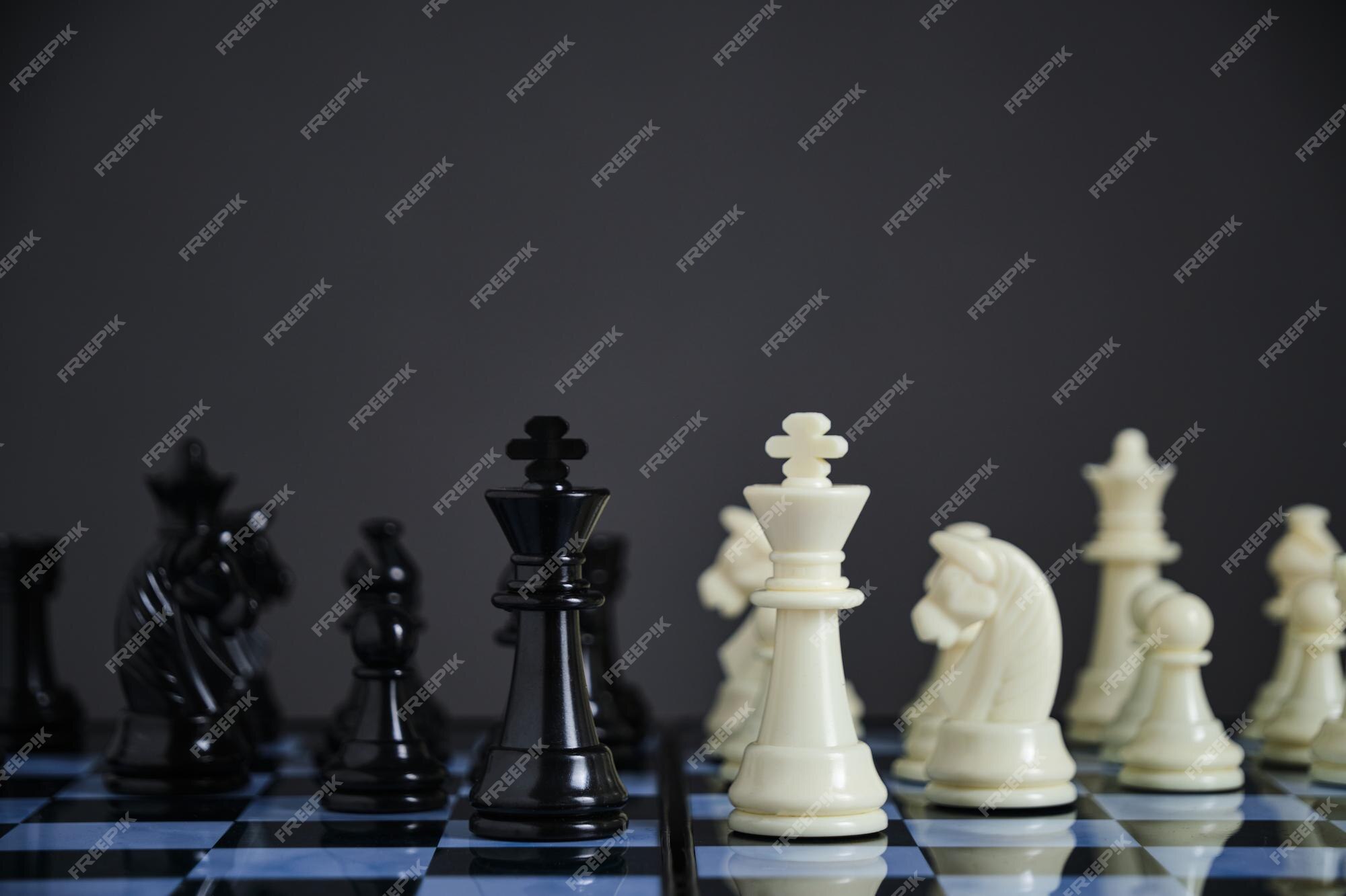 Golden Chess Wallpaper - Apps on Galaxy Store  Beautiful wallpaper for  phone, Black and white picture wall, Chess