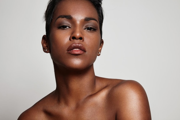 Black woman with ideal skin in a studio shoot