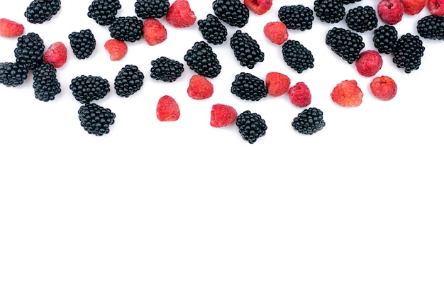 Blackberry and red raspberry close-up