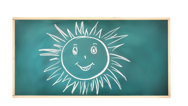 Foto blackboard met tekening glimlachende zon geïsoleerd op wit