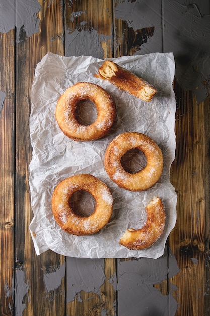 Bladerdeeg donuts cronuts