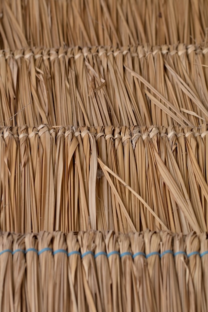 Photo blady grass made natural roof abstract background