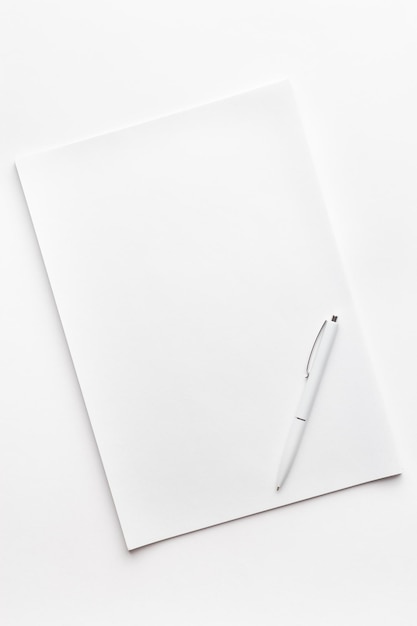 Blanco vel papier en pen