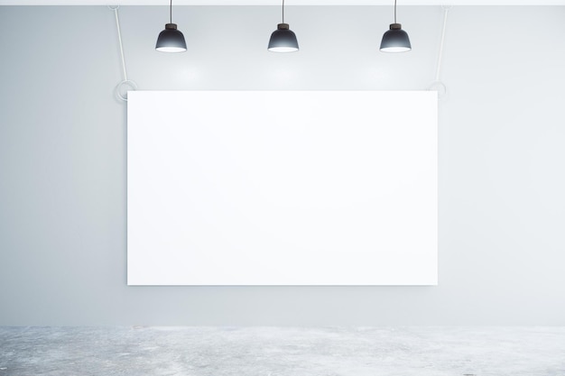 Blanco witte poster aan de muur met lampen mock up