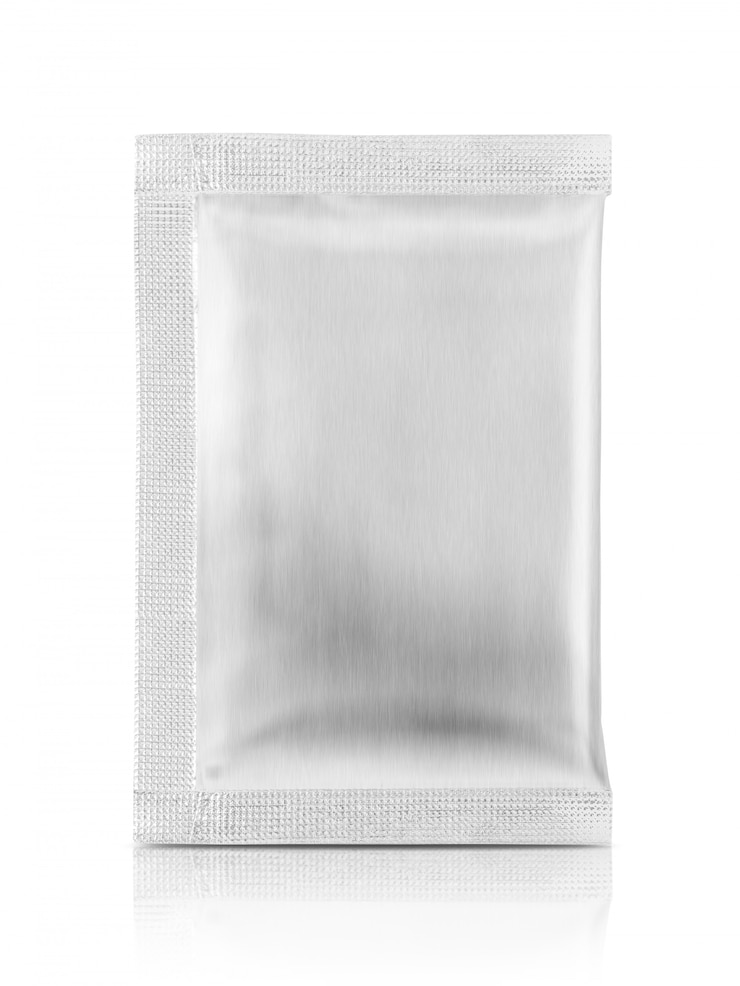 Foto blanco zakje van aluminiumfolie voor direct geïsoleerd product