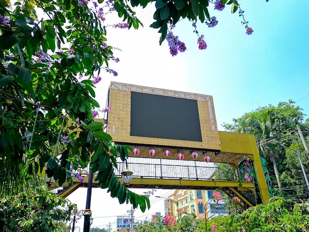 Photo a blank billboard can be a great way to advertise your business you can use it to promote your product or service or to advertise a special event or sale