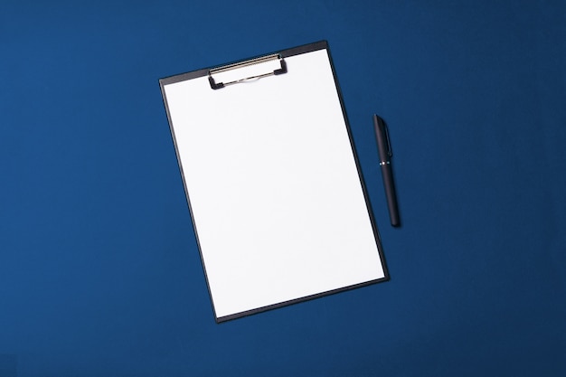 Photo blank clipboard with pen