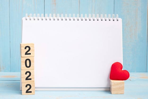 Blank notebook and 2022 cubes with red heart 