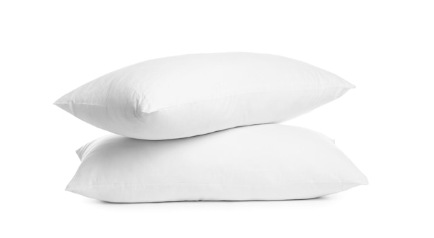 Фото Пустые мягкие новые подушки, изолированные на белом