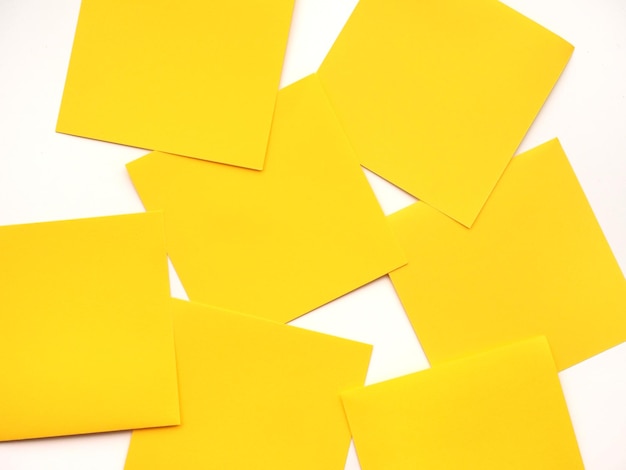 Blank sticky notes Empty yellow paper notes background Memo notes and copy space