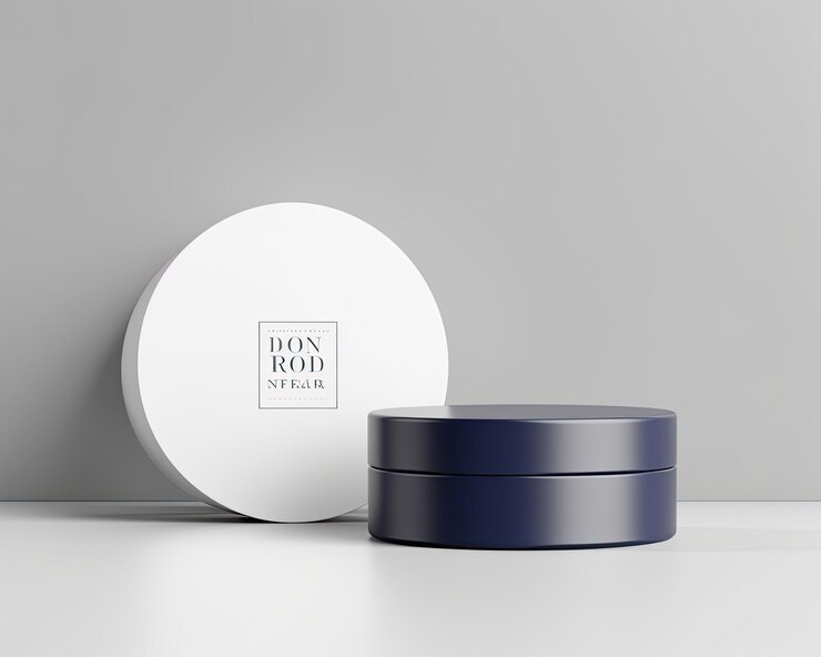 Photo blank white aluminum packaging mockup for skin care products
