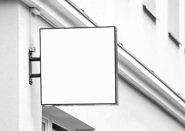 Photo blank white outdoor business sign