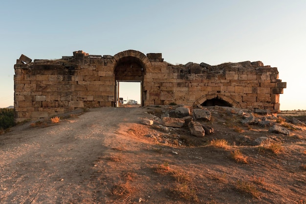 Blaundus Oude Stad ruïnes bogen stenen