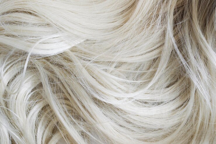 Photo blond hair closeup