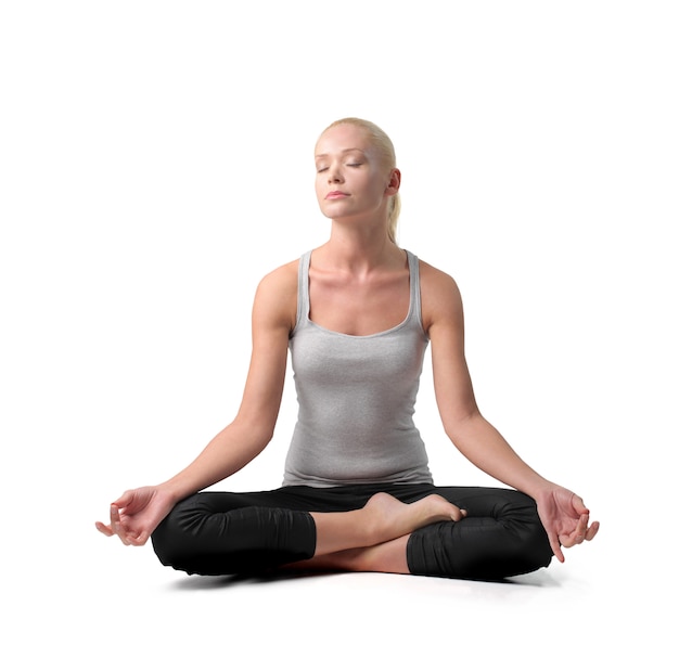 Photo blonde woman meditating