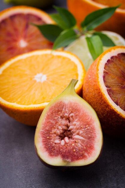 Bloody Sicilian oranges and figs