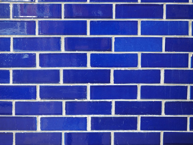 青いレンガの壁の背景
