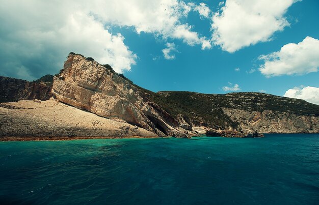 写真 ギリシャ、ザキントス島の青い洞窟