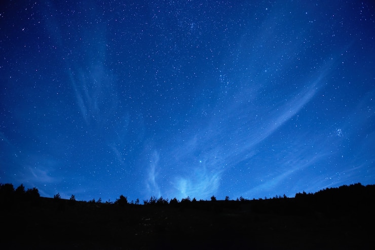 Photo 多くの星と青く暗い夜空。