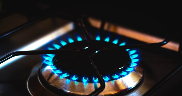 Blue fire produced by cooking gas Liquefied petroleum gas  GLP Gas de cozinha of Brazil