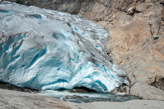 写真 ノルウェーの青い氷河氷河の永久凍土層のクローズアップ