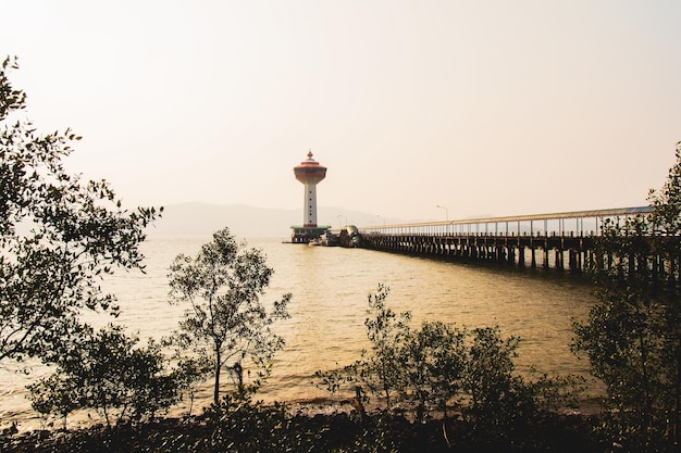 写真 青い灯台日没の景色 午後の灯台日没の景色 タイ