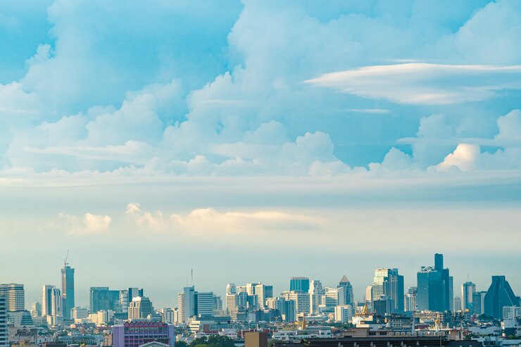 Photo blue sky and cloud with city downtown view in bangkok thailand