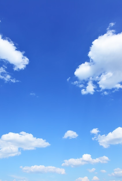 Голубое небо и облака, естественный фото фон
