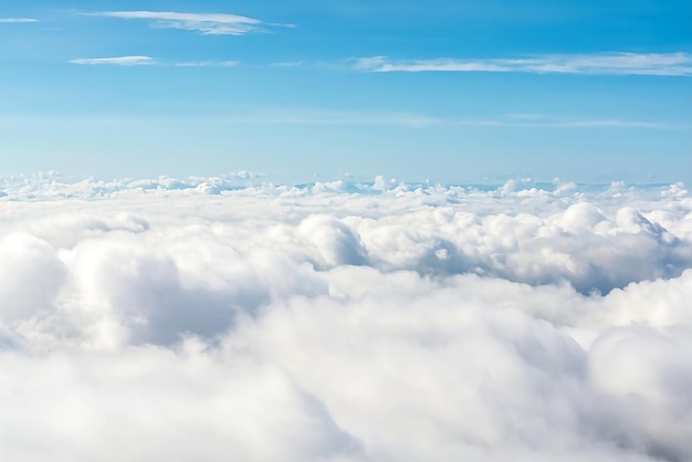 Photo blue sky with white clouds