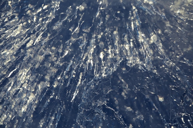 写真 ひび割れた氷の傷の青いテクスチャー