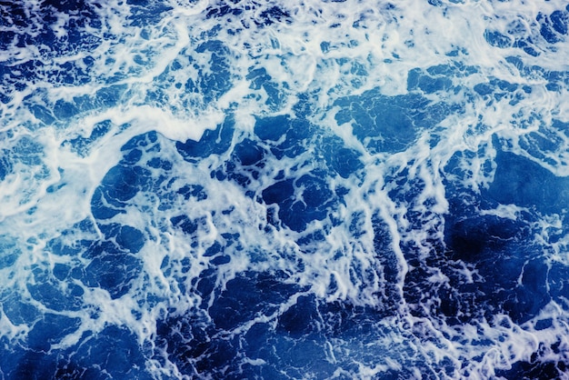  blue waves of the sea.