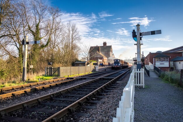 Bluebell-stoomtrein op Sheffield Park Station