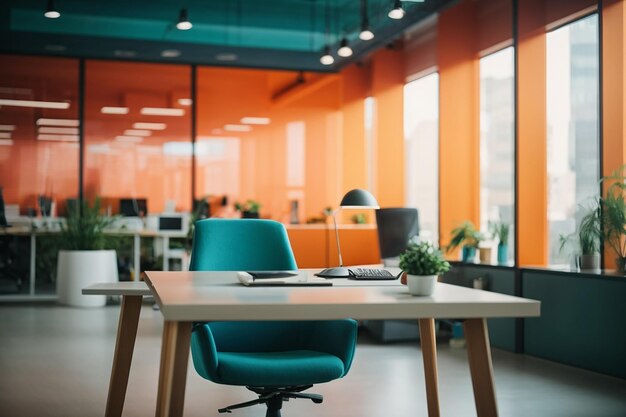 Размытие фона современного офисного интерьера, современное рабочее пространство для творческого бизнеса