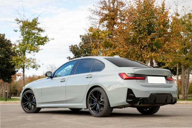 bmw 320i is a compact executive car manufactured by the german automaker bmw