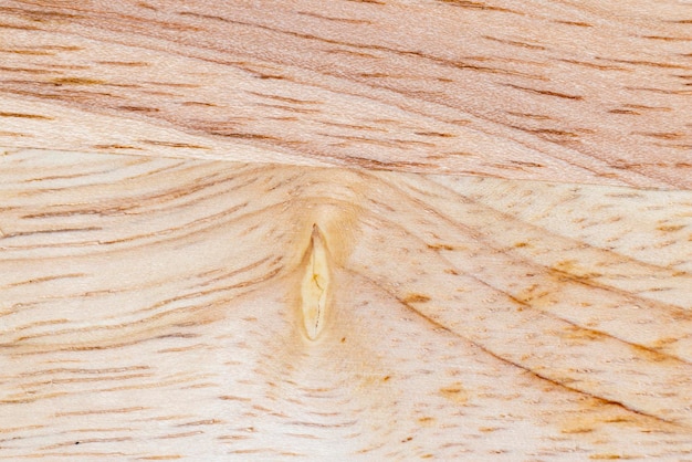 Foto una tavola in legno di hevea una tavola leggera con una struttura ad albero di hevea da cui è fatta una tavola di più tavole