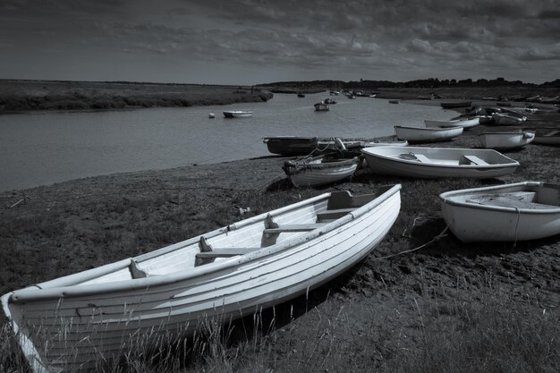 Photo boats in sea