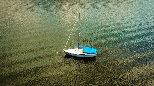 Photo boats in sea