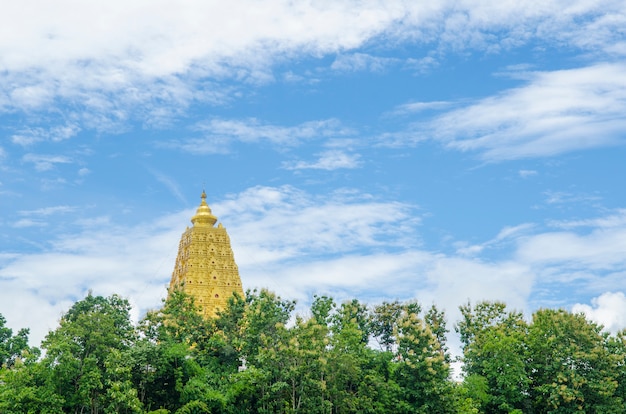 Boeddhistisch heiligdom, sangklaburi, thailand.