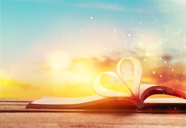 Boek hart strand liefde buiten literatuur decoratie