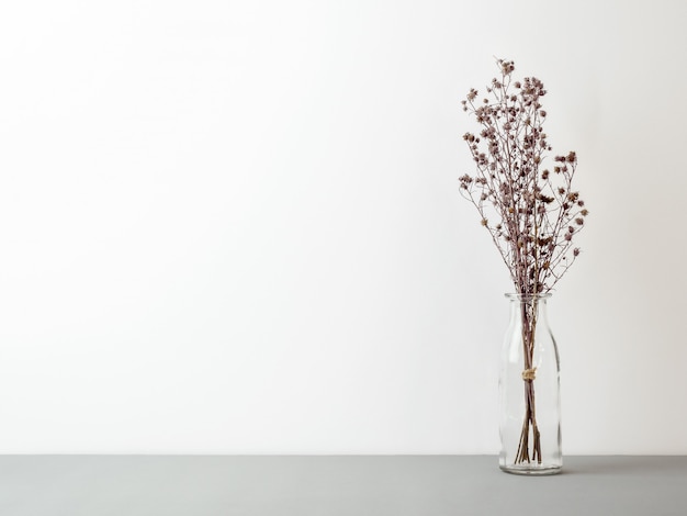 Boeket gedroogde Gypsophila-bloemen voor decoratie