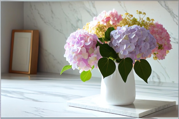 Boeket met prachtige hortensia bloemen op wit