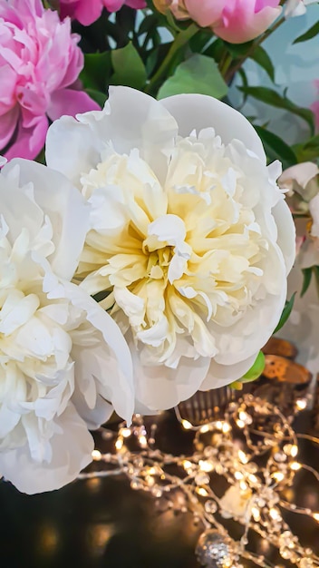 Boeket van verschillende bloemen in een vaas Moederdag Vrouwendag Valentijnsdag of Verjaardag