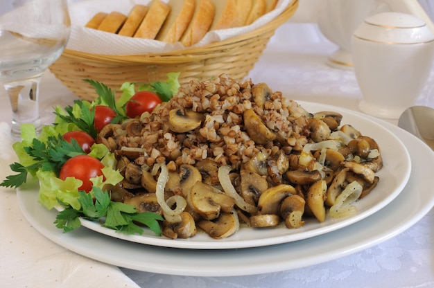 Boekweitpap met champignons