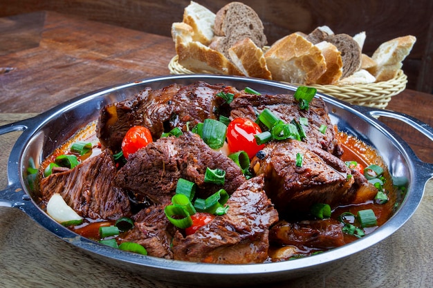 Boiled beef with chili pepper sauce