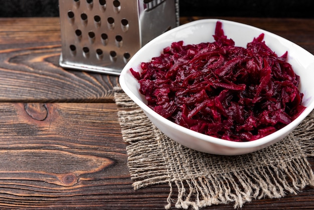 Boiled beetroot in a ceramic bowl